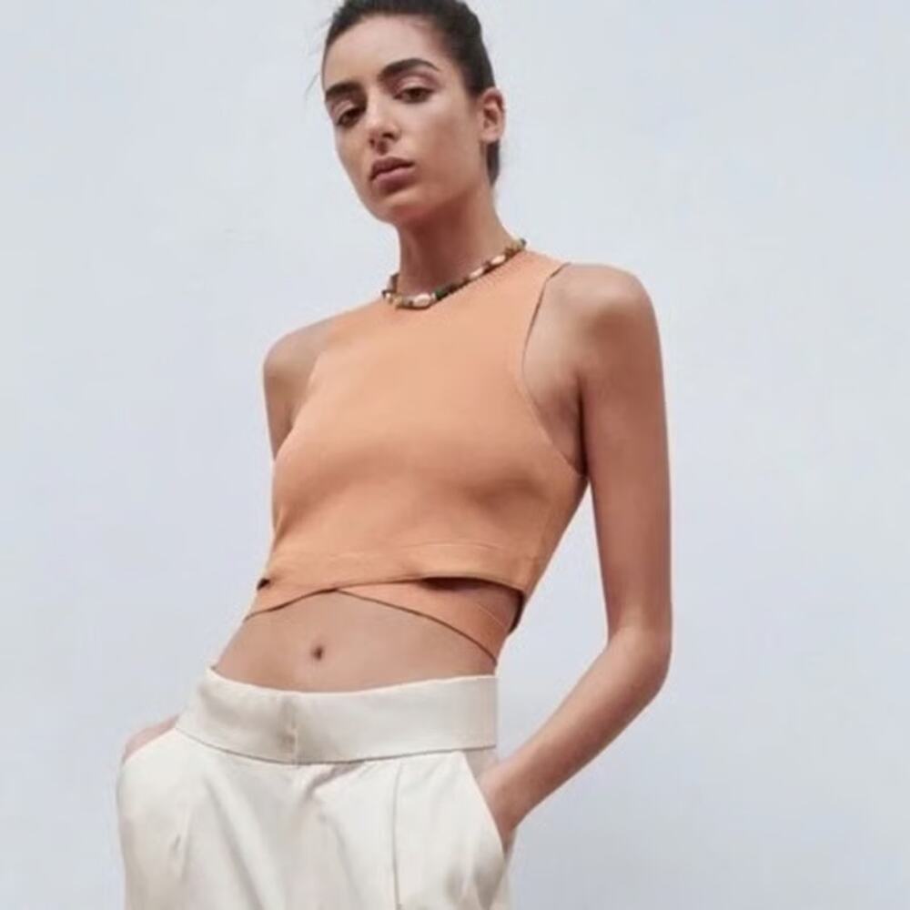 Zara Peach Orange Ribbed Knit Cut Out Crop Top Size Small
